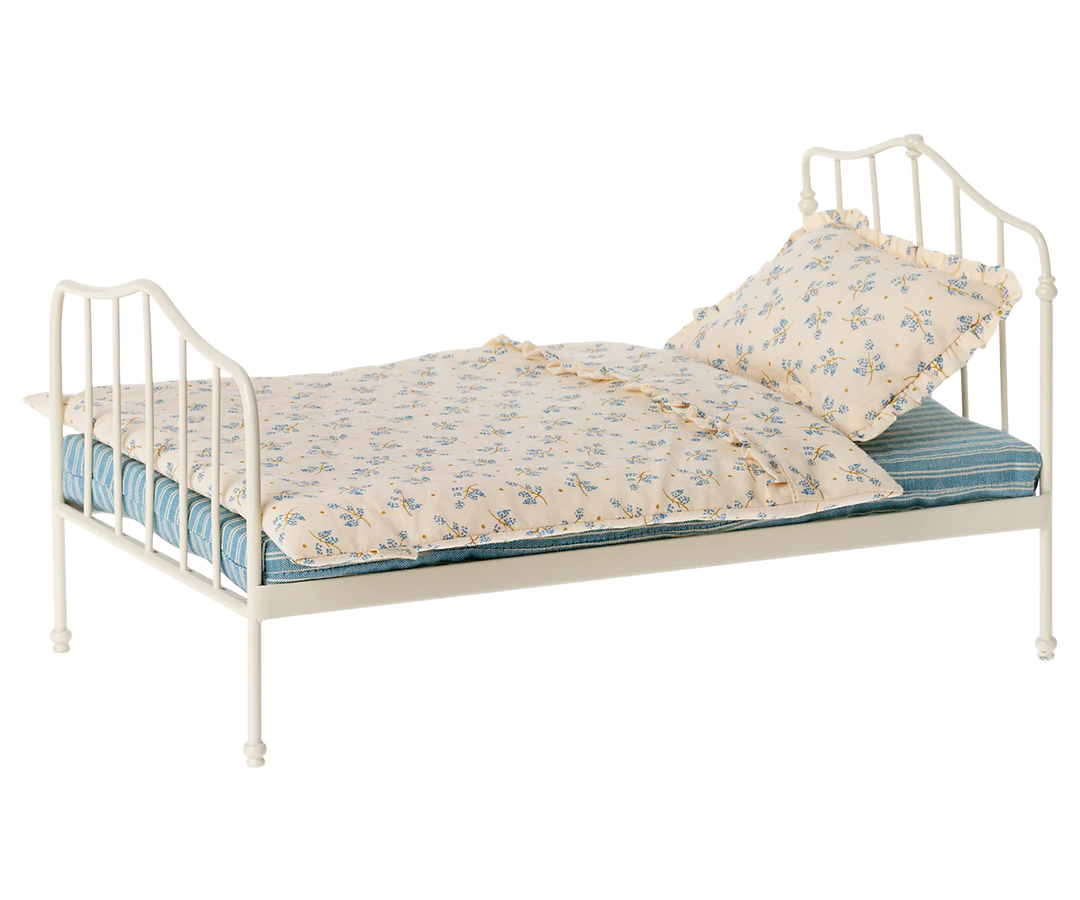 Vintage Bed | Miniature | Blue *