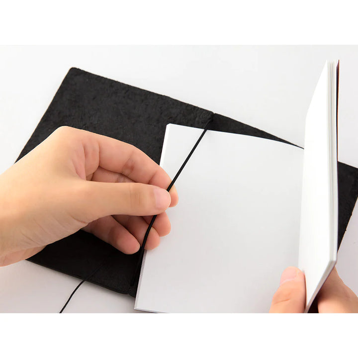 TRAVELER'S notebook | Passport | Black