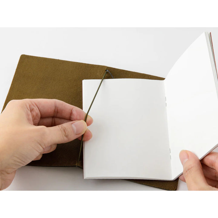 TRAVELER'S notebook | Passport | Olive