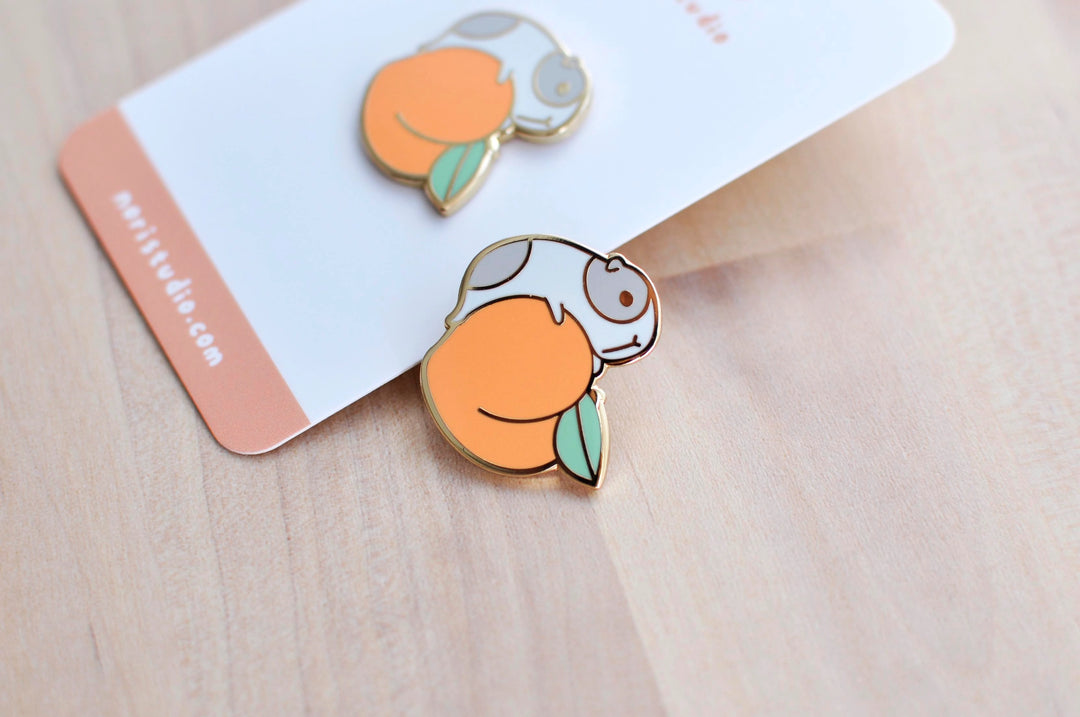 Guinea Pig and Peach | Enamel Pin