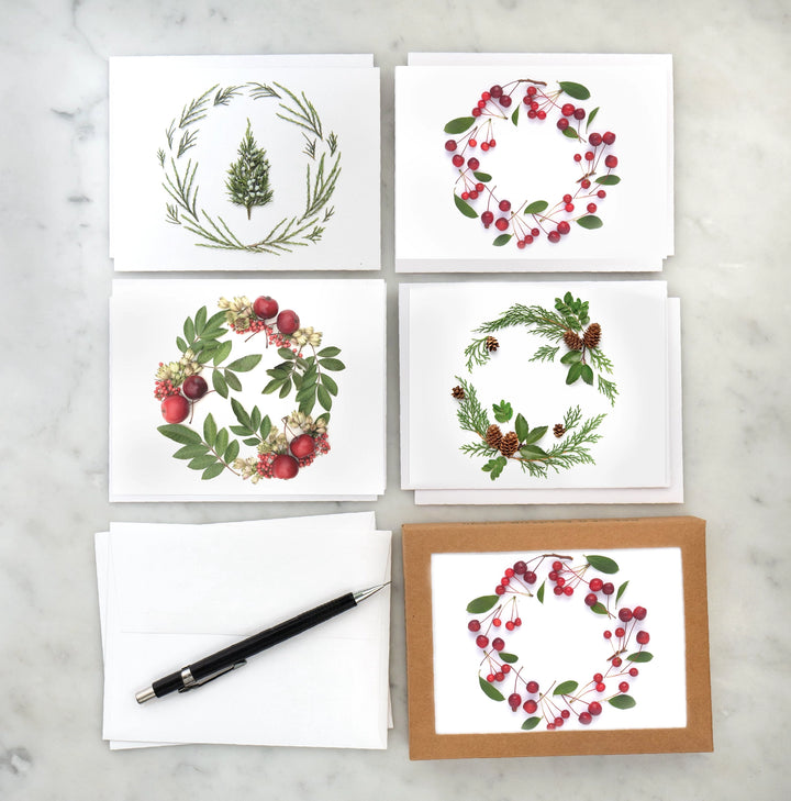 Holiday Rings and Wreaths | Assorted 8 Card Set