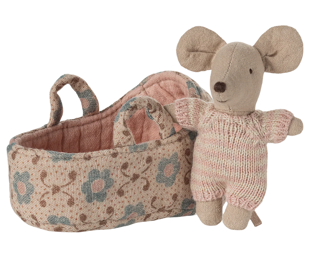 Rose Baby Mouse in Carry Cot