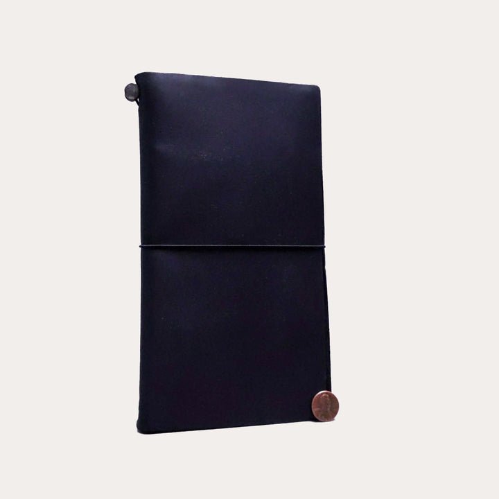 TRAVELER'S notebook | Regular | Black