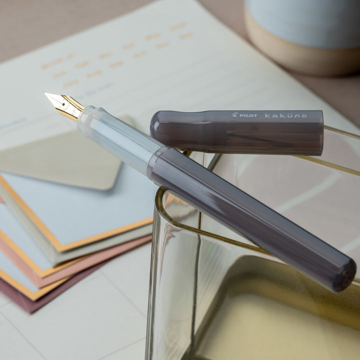 Kakuno Madoromi Fountain Pen | Nimbus Grey