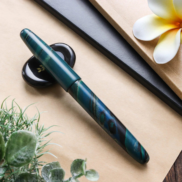 True Ebonite Fountain Pen | Marble Green | Dream Pen Series