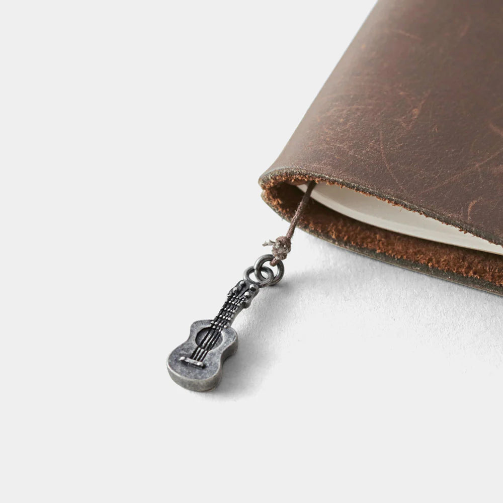 TRAVELER'S FACTORY Ukulele Charm