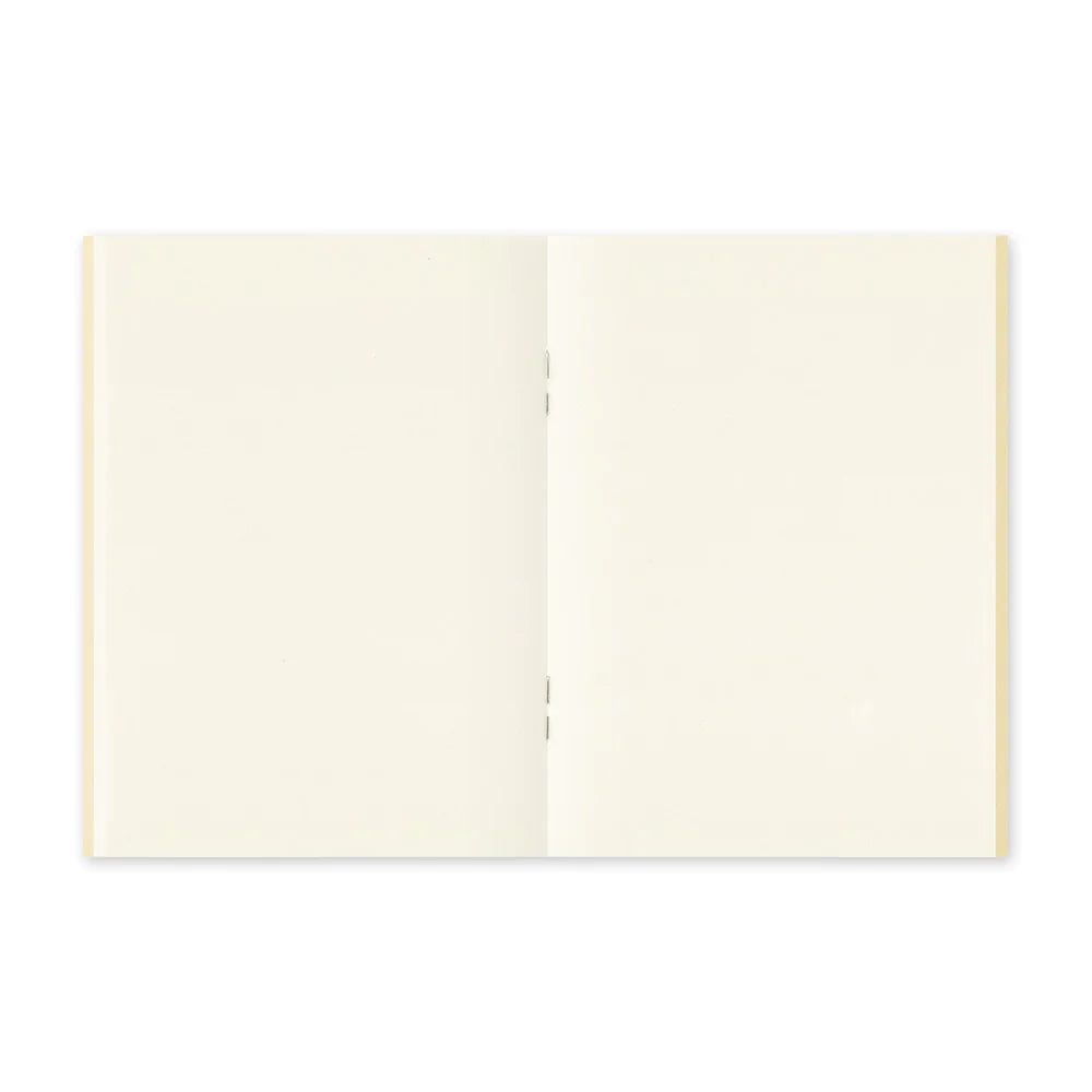 Traveler's Notebook 013 MD Paper Cream | Passport Size