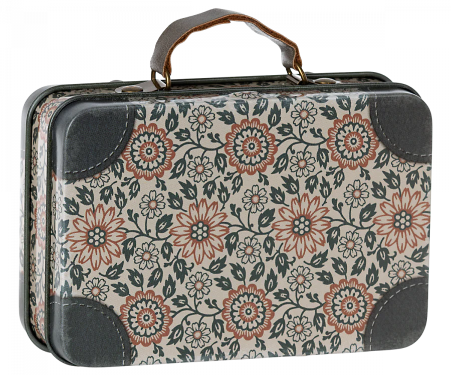 Metal Suitcase | Asta