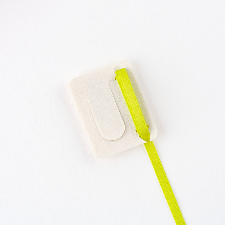 Yumi Kitagishi: Embroidered Bookmark | White Cat