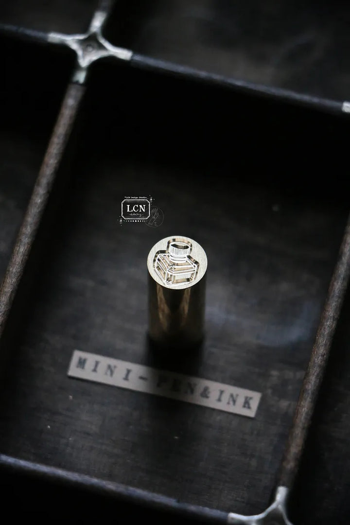 Pen and Ink Mini Double-Sided Wax Seal Set