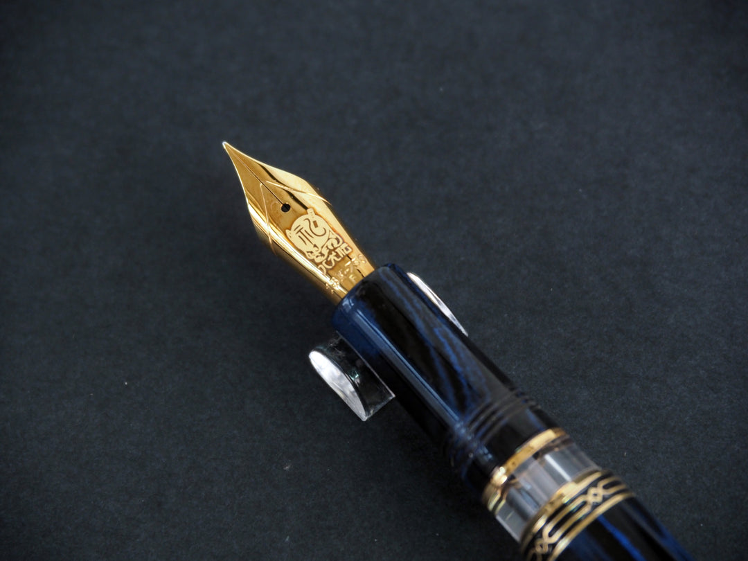 Hakkenden x Fine Writing International Fountain Pen | Deep Blue Ebonite | Limited Edition