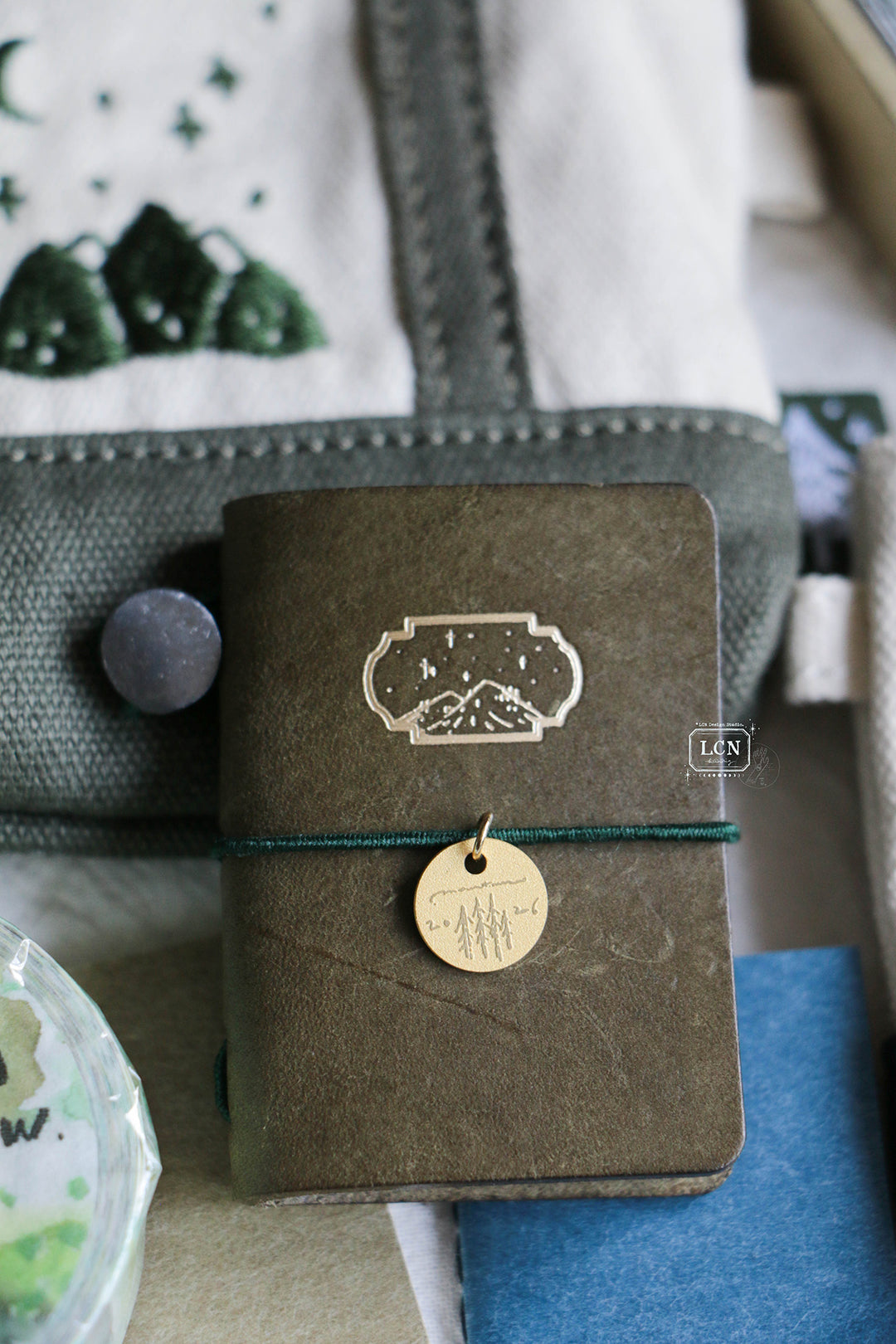 LCN Mini Tote Stationery Set | Little Mountain