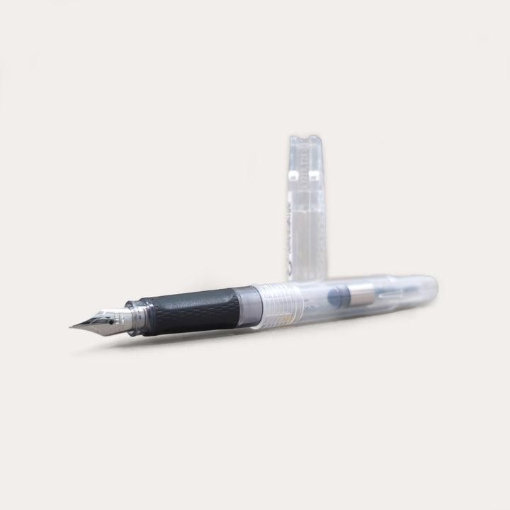 Bachelor Ice Fountain Pen with Converter | Medium