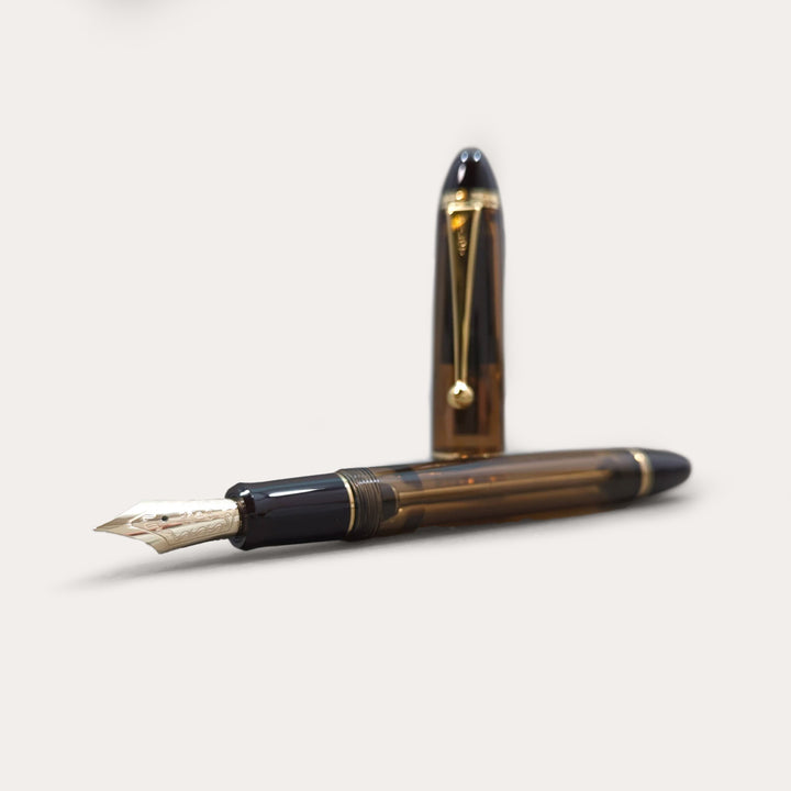 Custom 823 Fountain Pen | Amber
