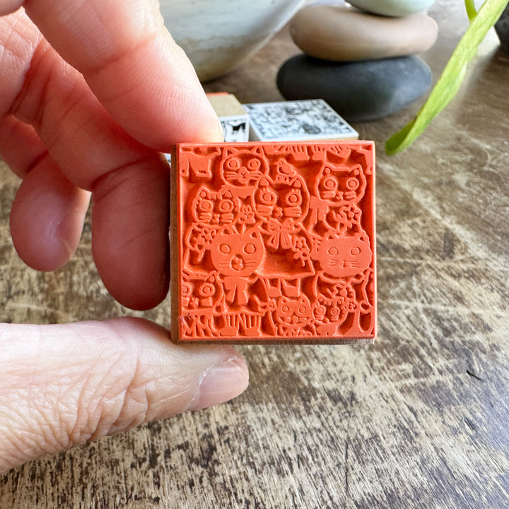 Sanby x Yumi Kitagishi Stamp | Cat Family