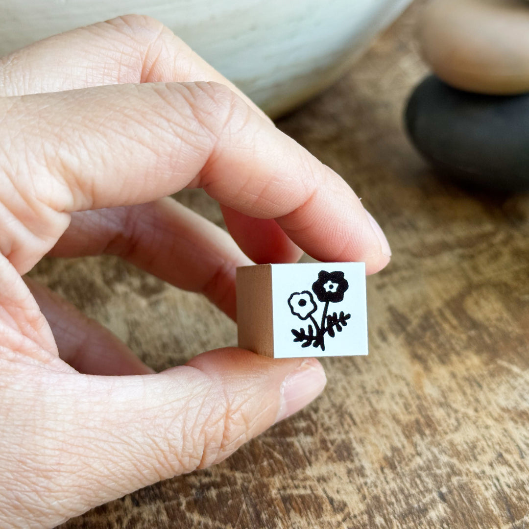 Sanby x Yumi Kitagishi Stamp | Chibi Flower