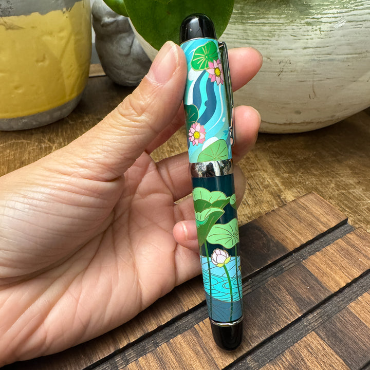 Flowing Friendship | The Paper Mouse x Opus 88 Mini Fountain Pen