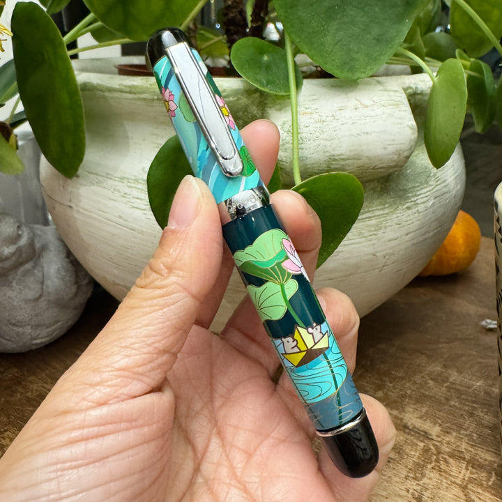 Flowing Friendship | The Paper Mouse x Opus 88 Mini Fountain Pen