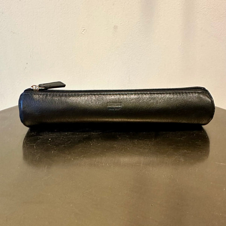 Slim and Round Pen Case