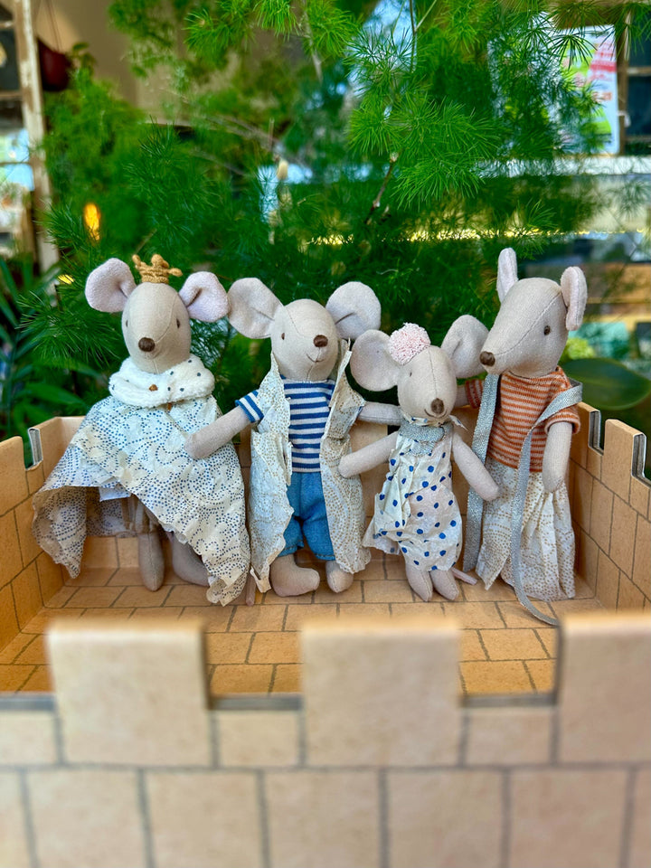 A Mouse Party: Maileg & The Paper Mouse 2025