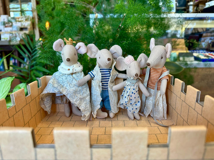 A Mouse Party: Maileg & The Paper Mouse 2025