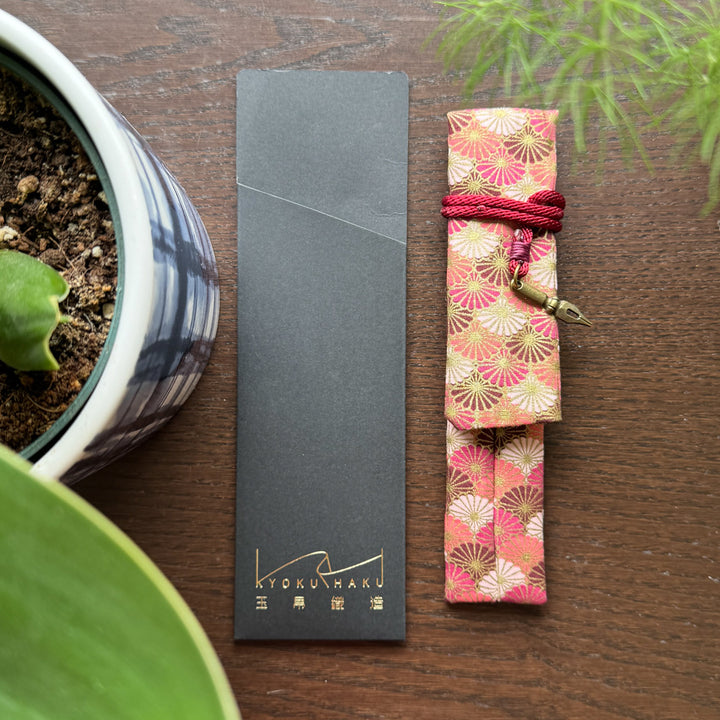 Japanese Red Kiku Single Pen Sleeve