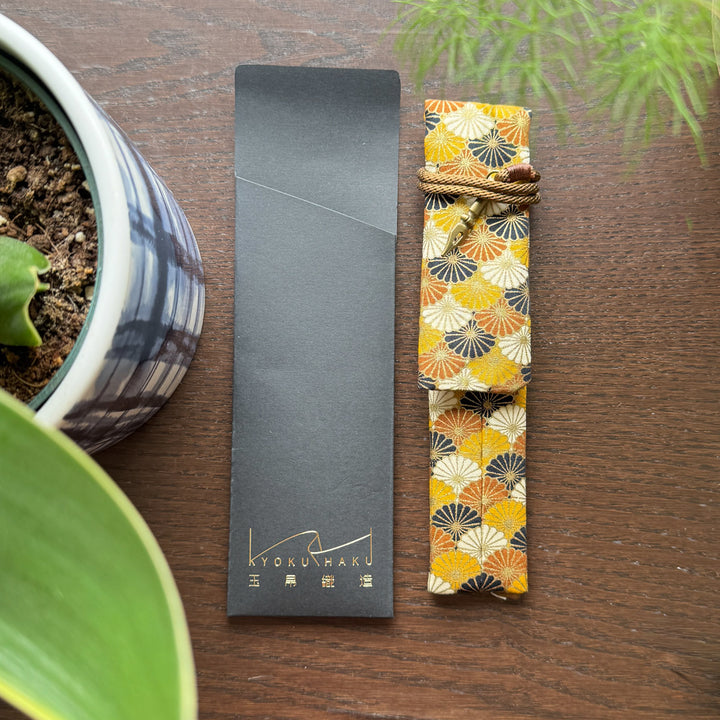 Japanese Yellow Kiku Single Pen Sleeve