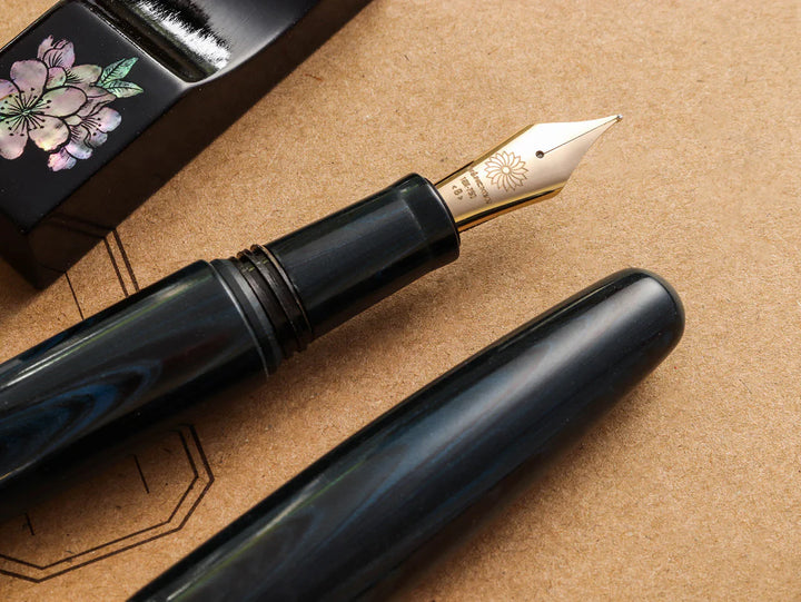 True Ebonite Fountain Pen | Marble Blue | Dream Pen Series