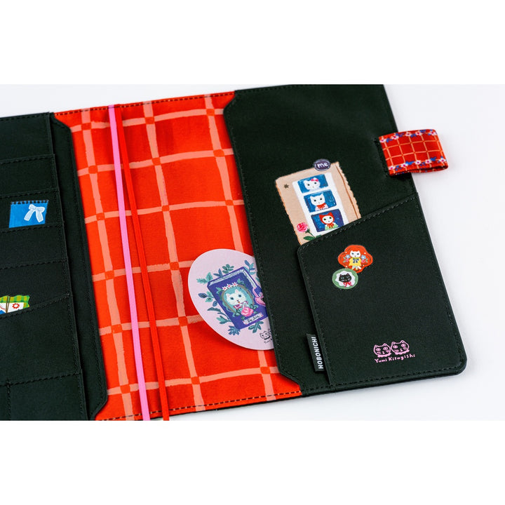 Hobonichi Techo A5 Cousin Cover with Spring Planner | Yumi Kitagishi: White Cat’s Daily Life | Japanese April Start