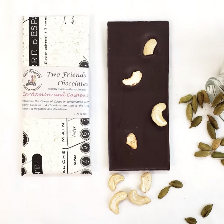 Cardamom and Cashews Chocolate Bar