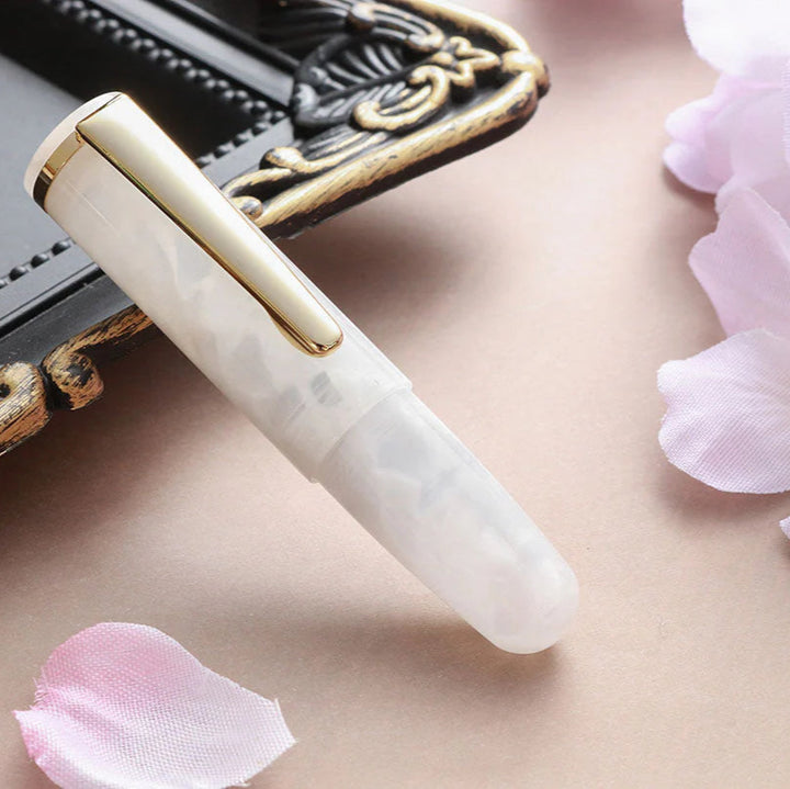 PuChiCo Mini Fountain Pen | White Snow | 1xOnexWan Series