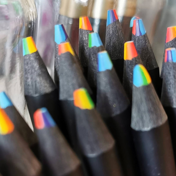 7 colors in 1 | Color Pencil