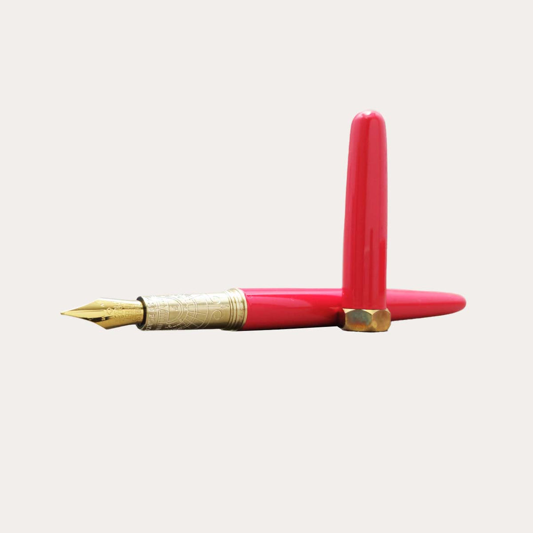 Red Carpet Brush Fountain Pen | Gold-Plated Fine Nib